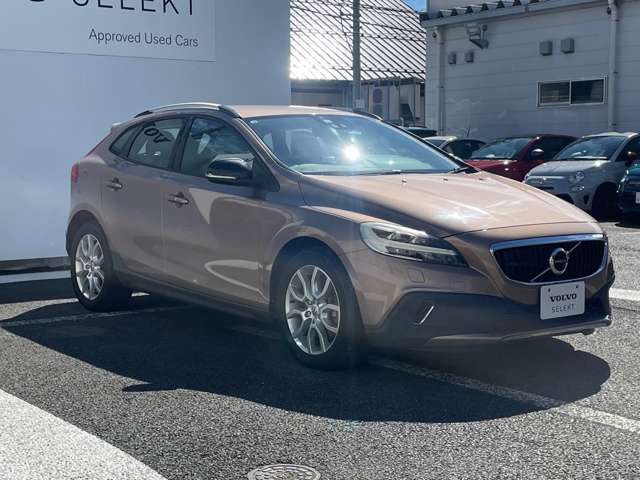ボルボ Ｖ４０クロスカントリー Ｄ４ モメンタム ディーゼルターボ H28年 (東北) 99