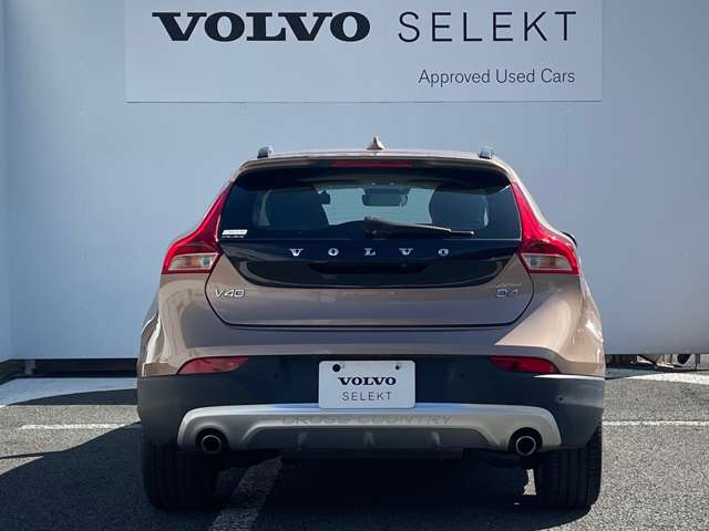 ボルボ Ｖ４０クロスカントリー Ｄ４ モメンタム ディーゼルターボ H28年 (東北) 99