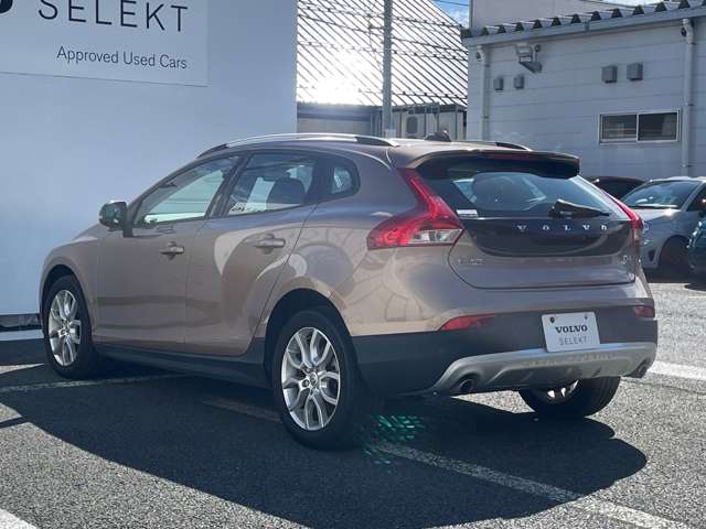 ボルボ Ｖ４０クロスカントリー Ｄ４ モメンタム ディーゼルターボ H28年 (東北) 99
