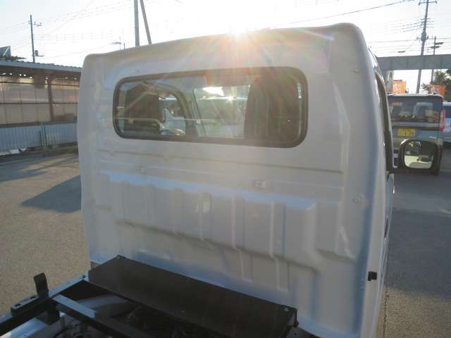 スズキ キャリイトラック ６６０ 頑丈ダンプ ３方開 ４ＷＤ R6年 (関東) 99