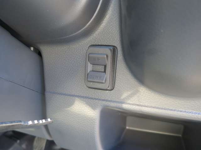 スズキ キャリイトラック ６６０ 頑丈ダンプ ３方開 ４ＷＤ R6年 (関東) 99