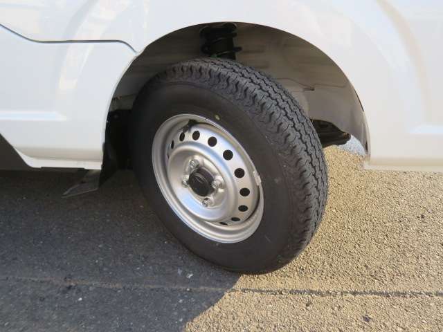 スズキ キャリイトラック ６６０ 頑丈ダンプ ３方開 ４ＷＤ R6年 (関東) 99