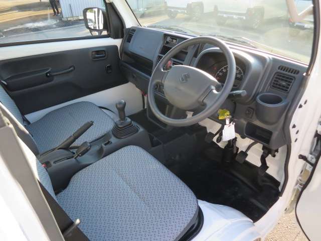 スズキ キャリイトラック ６６０ 頑丈ダンプ ３方開 ４ＷＤ R6年 (関東) 99