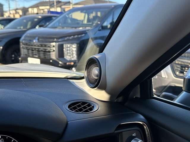 ホンダ ヴェゼル １．５ Ｅ：ＨＥＶ Ｚ R7年 (関東) 99