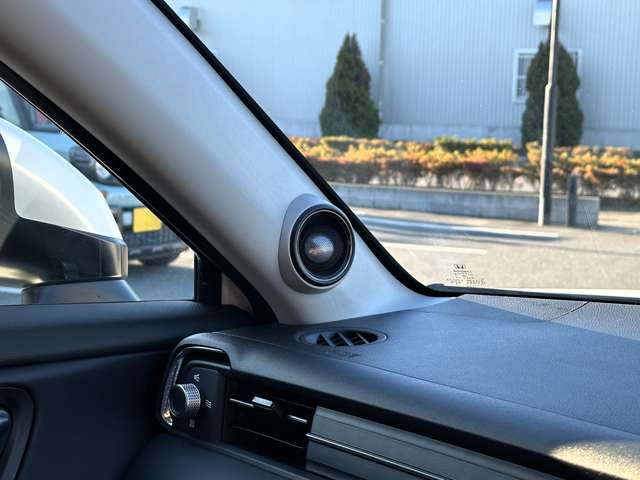 ホンダ ヴェゼル １．５ Ｅ：ＨＥＶ Ｚ R7年 (関東) 99