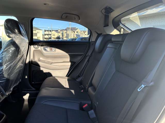 ホンダ ヴェゼル １．５ Ｅ：ＨＥＶ Ｚ R7年 (関東) 99