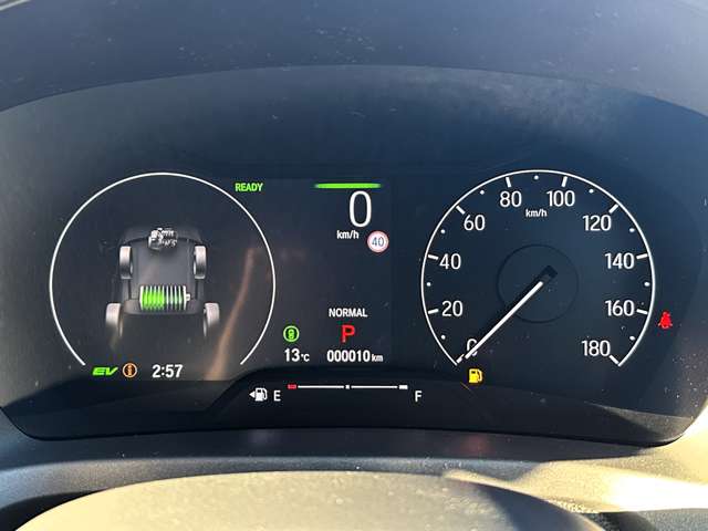 ホンダ ヴェゼル １．５ Ｅ：ＨＥＶ Ｚ R7年 (関東) 99