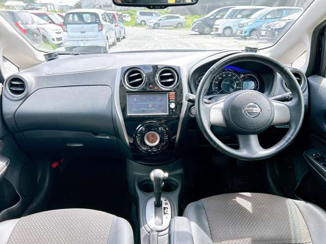 日産 ノート １．２ メダリスト H26年 (九州・沖縄) 99