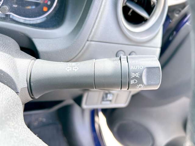 日産 ノート １．２ メダリスト H26年 (九州・沖縄) 99