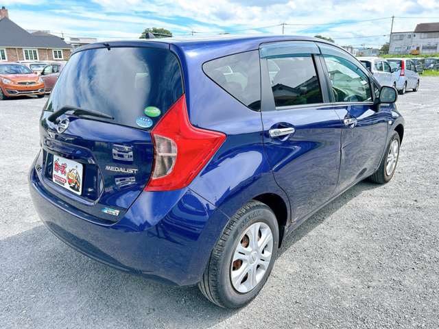 日産 ノート １．２ メダリスト H26年 (九州・沖縄) 99