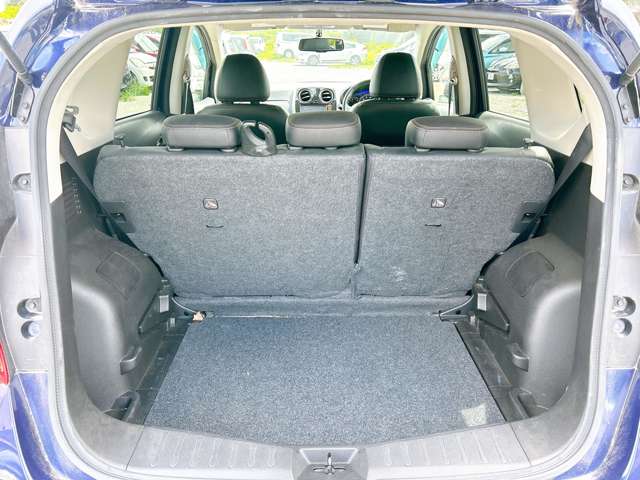 日産 ノート １．２ メダリスト H26年 (九州・沖縄) 99