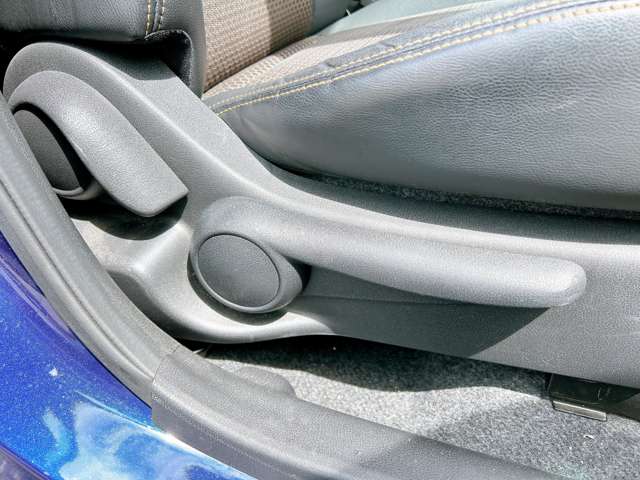 日産 ノート １．２ メダリスト H26年 (九州・沖縄) 99