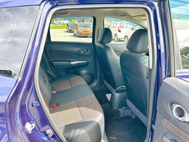 日産 ノート １．２ メダリスト H26年 (九州・沖縄) 99