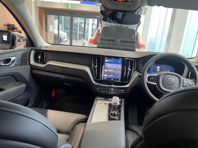 ボルボ ＸＣ６０ ウルトラ Ｂ５ ＡＷＤ ４ＷＤ R7年 (東北) 99