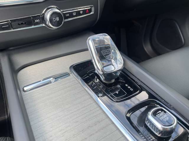 ボルボ ＸＣ６０ ウルトラ Ｂ５ ＡＷＤ ４ＷＤ R6年 (東北) 99