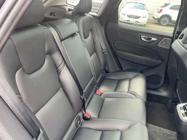 ボルボ ＸＣ６０ ウルトラ Ｂ５ ＡＷＤ ４ＷＤ R6年 (東北) 99