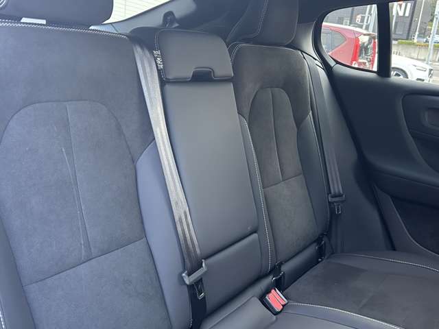 ボルボ Ｃ４０ リチャージ　アルティメット　シングルモーター R5年 (東北) 99