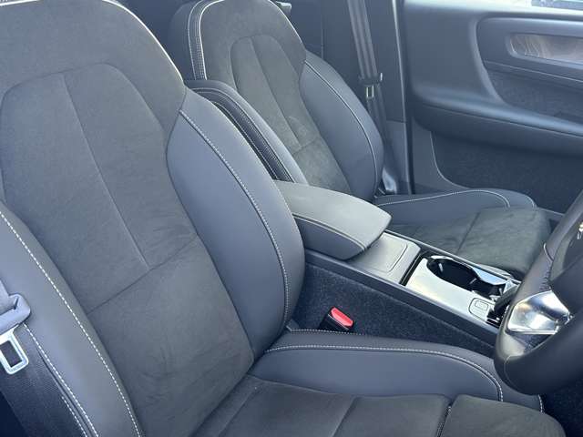 ボルボ Ｃ４０ リチャージ　アルティメット　シングルモーター R5年 (東北) 99