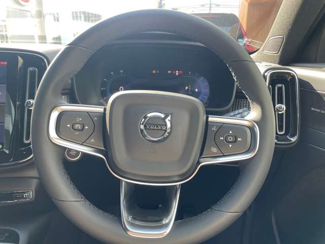 ボルボ ＸＣ４０ ウルトラ Ｂ４ ＡＷＤ ４ＷＤ R6年 (東北) 99