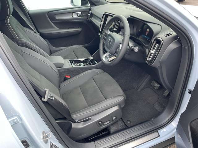 ボルボ ＸＣ４０ ウルトラ Ｂ４ ＡＷＤ ４ＷＤ R6年 (東北) 99