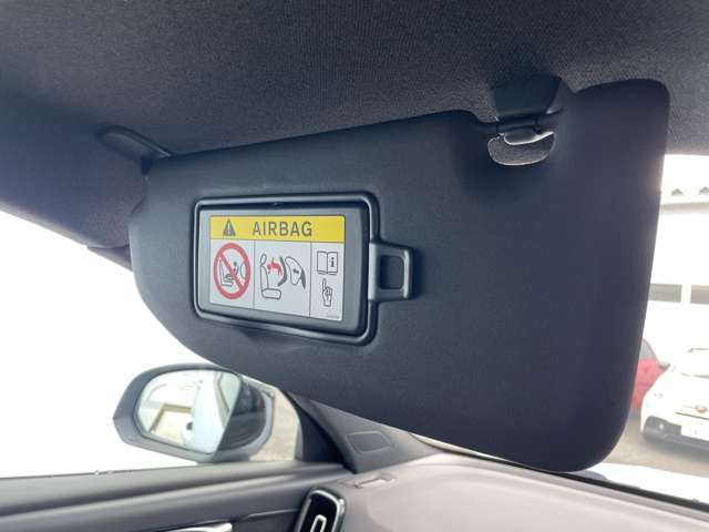 ボルボ ＸＣ４０ ウルトラ Ｂ４ ＡＷＤ ４ＷＤ R6年 (東北) 99