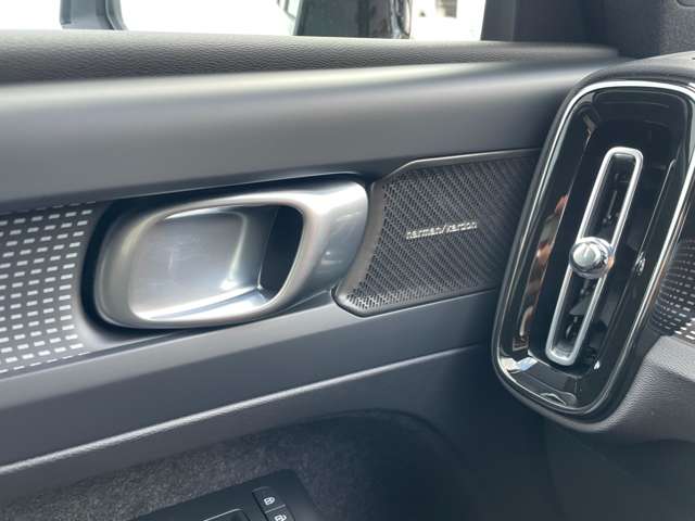 ボルボ ＸＣ４０ ウルトラ Ｂ４ ＡＷＤ ４ＷＤ R6年 (東北) 99