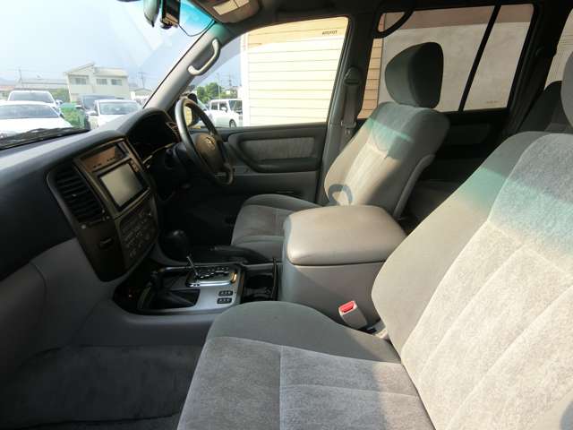 トヨタ ランドクルーザー ４．７ ＶＸ ４ＷＤ H16年 (中国) 99