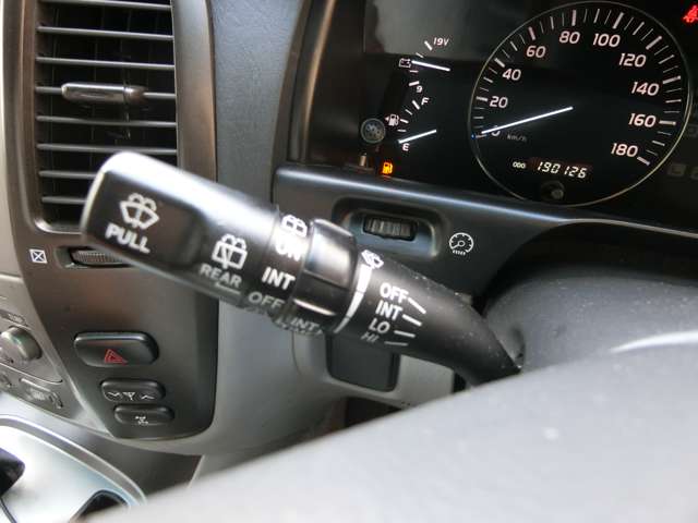 トヨタ ランドクルーザー ４．７ ＶＸ ４ＷＤ H16年 (中国) 99