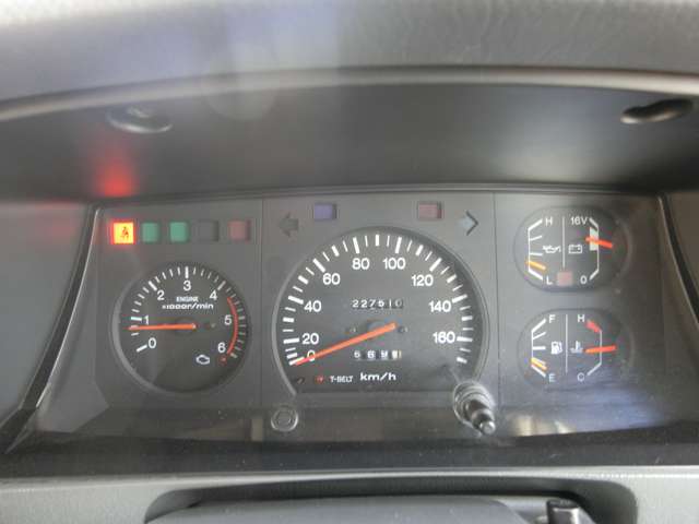 トヨタ ランドクルーザープラド ３．０ ＳＸワイド リミテッド メモリアルパッケージ ディーゼルターボ ４ＷＤ H6年 (中国) 99