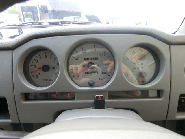 スズキ ジムニー ６６０ ランドベンチャー ４ＷＤ H10年 (中国) 99