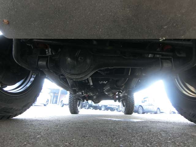 スズキ ジムニー ６６０ ランドベンチャー ４ＷＤ H10年 (中国) 99