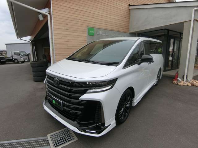 トヨタ ヴェルファイア　ハイブリッド ハイブリッド ２．５ Ｚプレミア Ｅ－ＦＯＵＲ ４ＷＤ R5年 (中国) 99