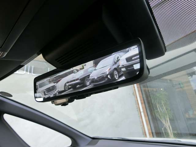 トヨタ ヴェルファイア　ハイブリッド ハイブリッド ２．５ Ｚプレミア Ｅ－ＦＯＵＲ ４ＷＤ R5年 (中国) 99