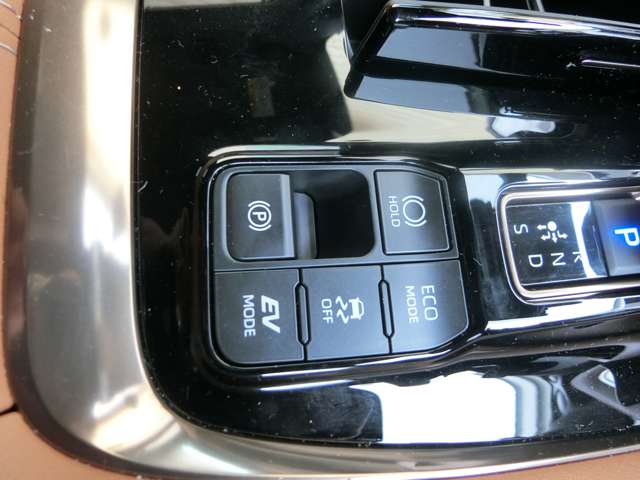 トヨタ ヴェルファイア　ハイブリッド ハイブリッド ２．５ Ｚプレミア Ｅ－ＦＯＵＲ ４ＷＤ R5年 (中国) 99