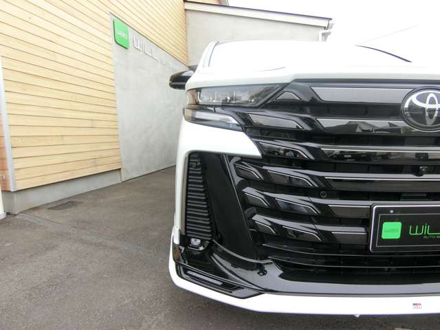 トヨタ ヴェルファイア　ハイブリッド ハイブリッド ２．５ Ｚプレミア Ｅ－ＦＯＵＲ ４ＷＤ R5年 (中国) 99