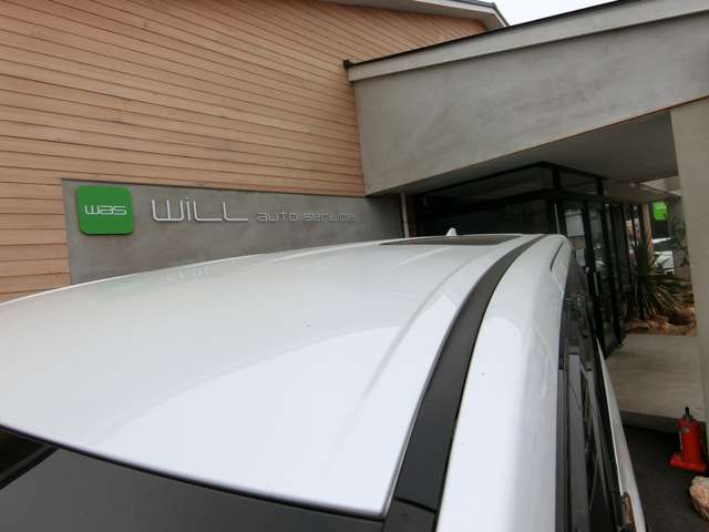 トヨタ ヴェルファイア　ハイブリッド ハイブリッド ２．５ Ｚプレミア Ｅ－ＦＯＵＲ ４ＷＤ R5年 (中国) 99