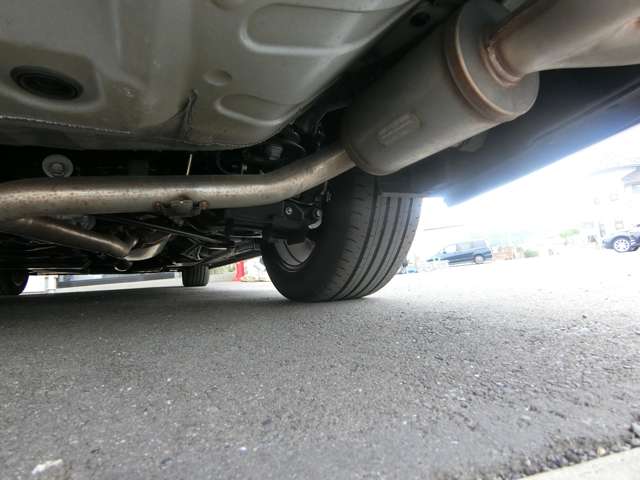 トヨタ ヴェルファイア　ハイブリッド ハイブリッド ２．５ Ｚプレミア Ｅ－ＦＯＵＲ ４ＷＤ R5年 (中国) 99