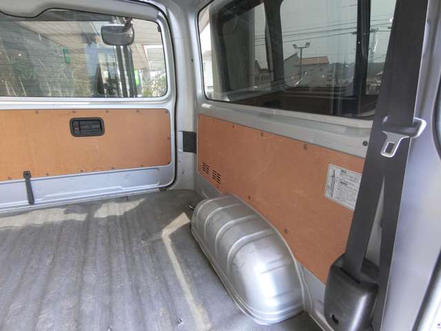 トヨタ ハイエースバン ２．０ ＤＸ ロング H27年 (中国) 99