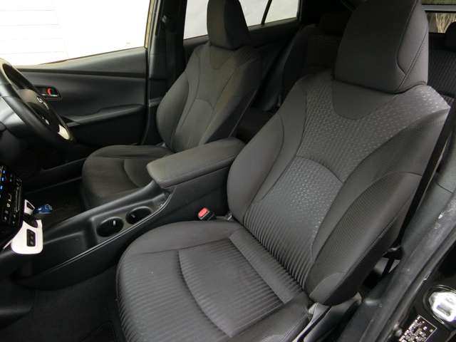 トヨタ プリウス １．８ Ｓ H28年 (中国) 99