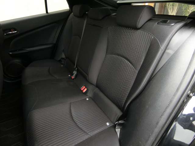 トヨタ プリウス １．８ Ｓ H28年 (中国) 99