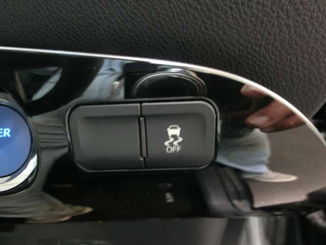 トヨタ プリウス １．８ Ｓ H28年 (中国) 99