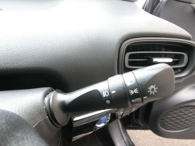 トヨタ プリウス １．８ Ｓ H28年 (中国) 99