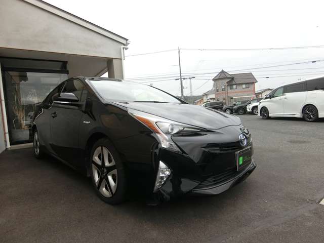 トヨタ プリウス １．８ Ｓ H28年 (中国) 99