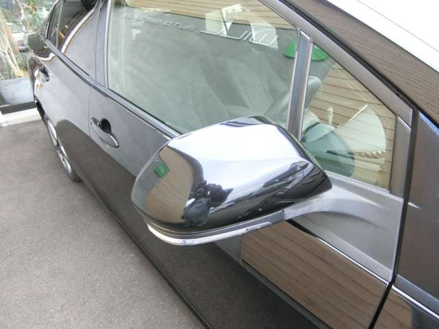 トヨタ プリウス １．８ Ｓ H28年 (中国) 99