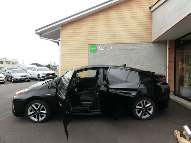 トヨタ プリウス １．８ Ｓ H28年 (中国) 99