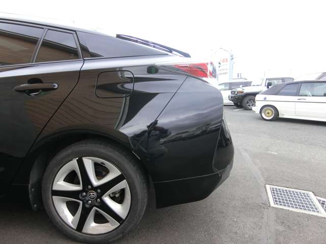 トヨタ プリウス １．８ Ｓ H28年 (中国) 99