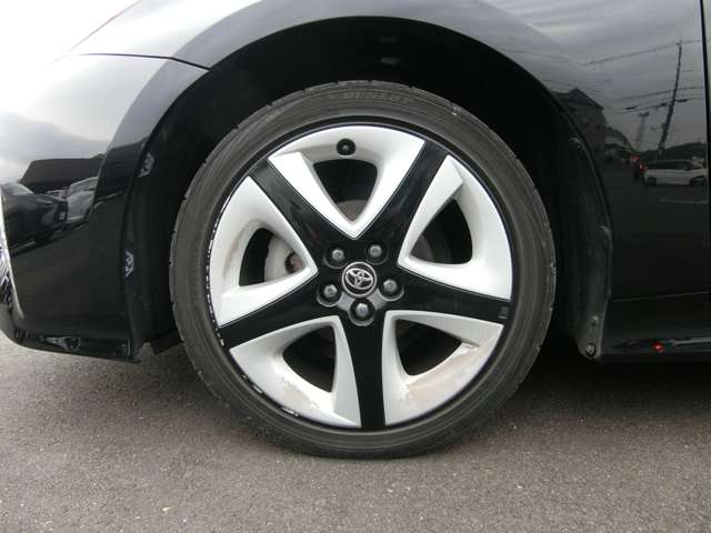 トヨタ プリウス １．８ Ｓ H28年 (中国) 99