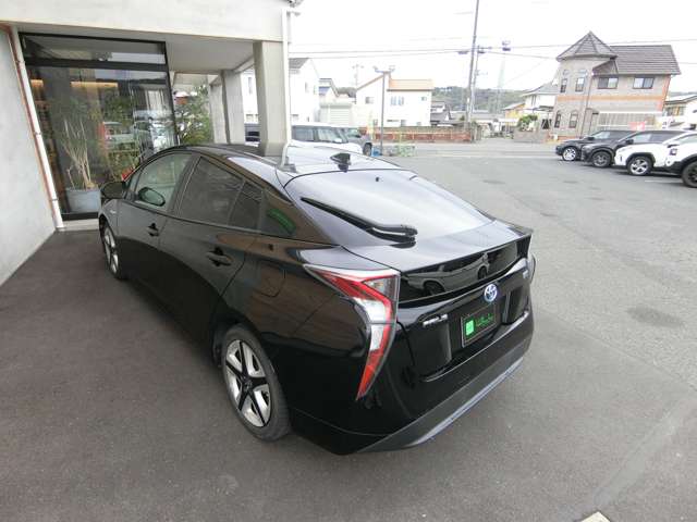 トヨタ プリウス １．８ Ｓ H28年 (中国) 99