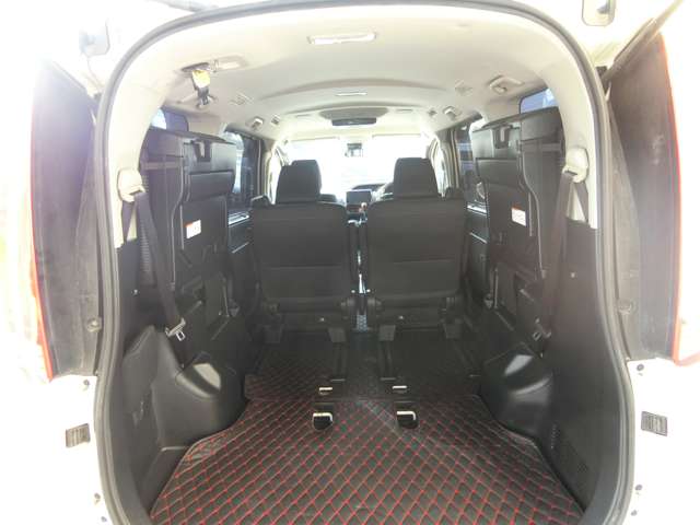 トヨタ ヴォクシー ２．０ ＺＳ 煌ＩＩ H28年 (中国) 99