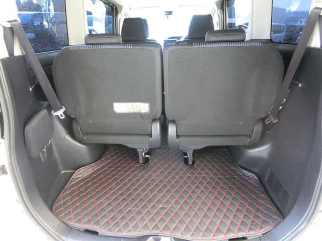 トヨタ ヴォクシー ２．０ ＺＳ 煌ＩＩ H28年 (中国) 99